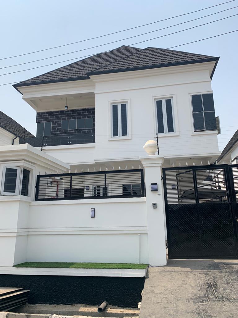 5 Bedroom Fully Detached Duplex